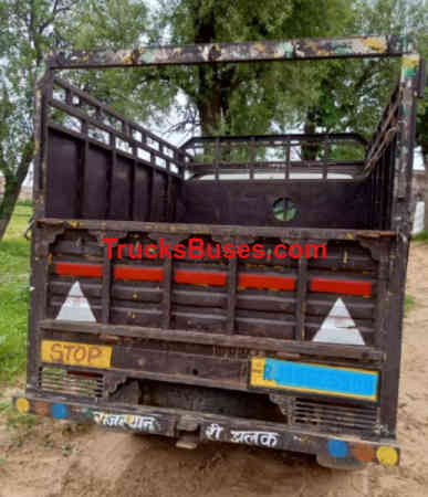 Mahindra Bolero Pickup Images